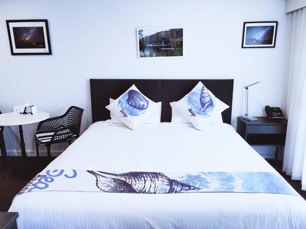 Odyssey Apollo Bay Hotel Exterior photo